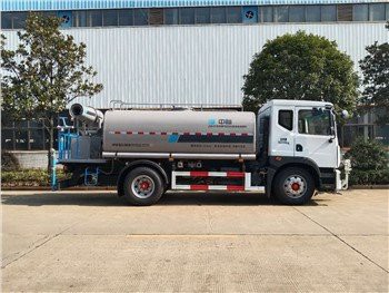 รถบรรทุกน้ำ Bowser